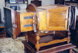 A Carlo Ponti  Megalethoscope 1862